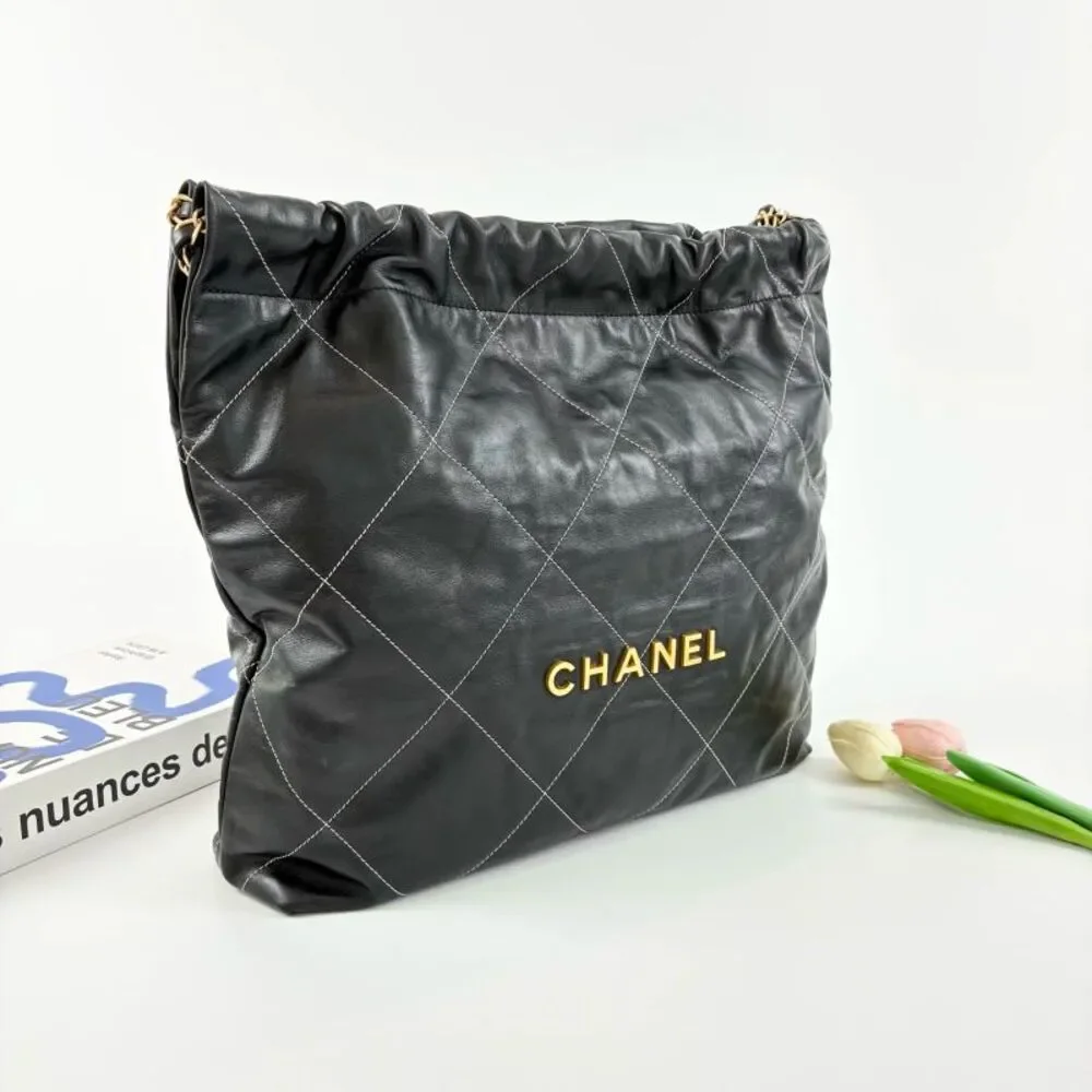Chanel Women Pre-Loved Bag Very Good Condition